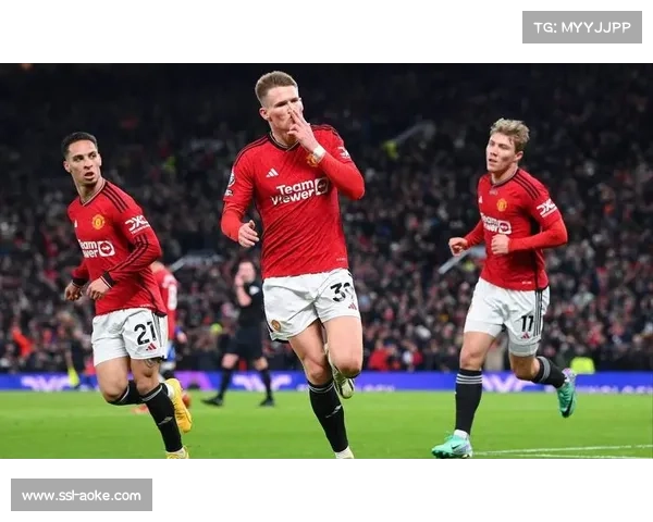 曼联前锋群集体发力减轻进攻压力 曼联前锋群集体发力减轻进攻压力