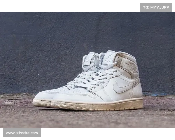 刘景扬同款冰川蓝美甲搜索量暴涨800%，体育明星带货能力凸显