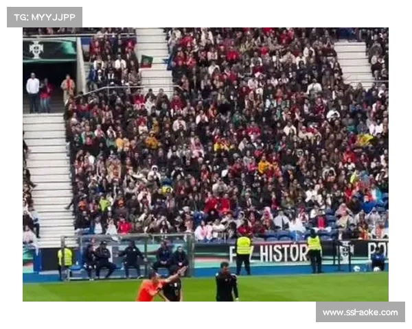 世预赛:威尔逊任意球世界波破门,完成帽子戏法 世预赛:威尔逊任意球世界波破门,完成帽子戏法